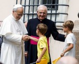 El Papa reconoce labor de agentes de paz y ternura