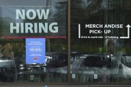US applications for jobless benefits fell last week as layoffs remain low