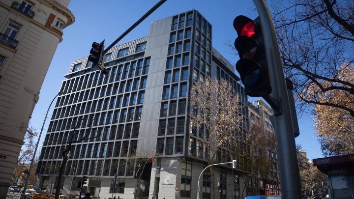 La Audiencia Nacional considera "una grave amenaza para la seguridad" al líder musulmán que fue símbolo de "la represión política" de España para los nacionalistas