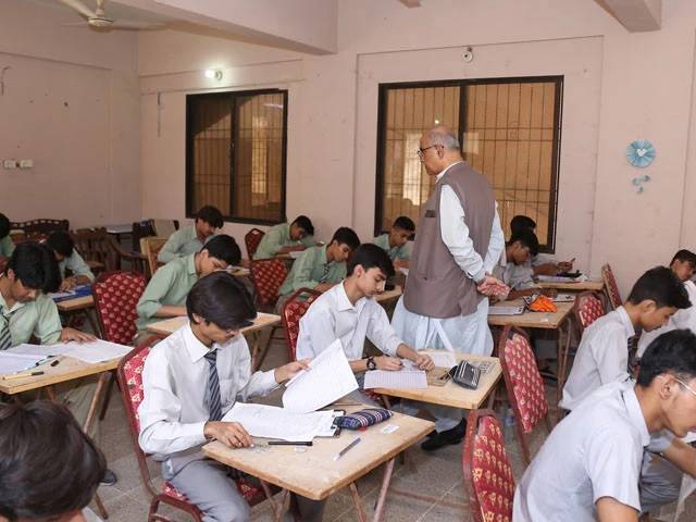 83.93% clear matric science exam in Karachi