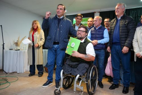 La Provincia entregó créditos y bienes de capital a emprendedores de San Roque