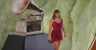 Taylor Swift announces new album, 'The Life of a Showgirl'