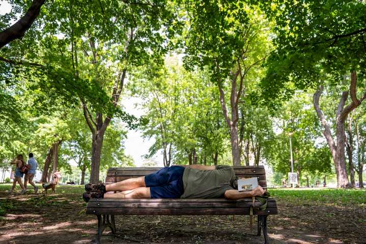 Three heat-related deaths in Montreal since Sunday, city’s public health agency says