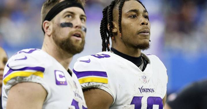 Vikings bring back veteran Adam Thielen for WR depth in trade with the Panthers