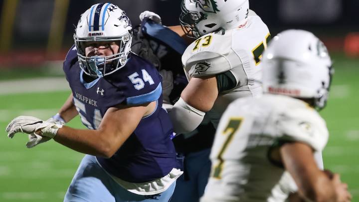 Finlay’s breakout, physicality up front lead West Morris to another victory over Mendham