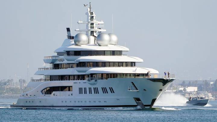 U.S. auctioning off Russian oligarch’s $325 million superyacht