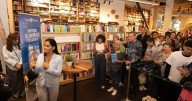 Maripily Rivera presenta su libro Con la Fuerza de un Huracán