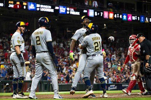MLB-best Brewers rally again, set franchise single-season record for consecutive victories with 14
