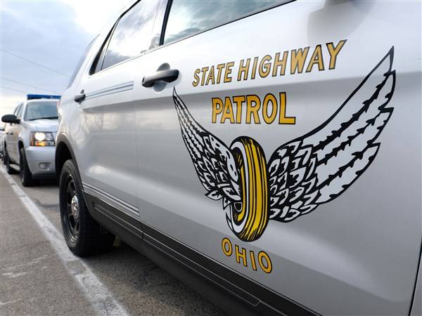 Fremont man killed, child injured in single vehicle crash