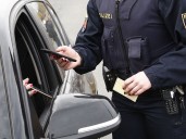 Paga tus multas de tránsito en EE.UU. desde el móvil en 2025: guía completa