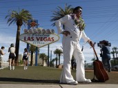 Fewer Canadians visiting Las Vegas this summer amid Trump trade war