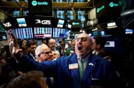 Dow Jones cierra con un alza de 1% y el S&P 500 y Nasdaq alcanzan nuevos récords tras el reporte de inflación de julio
