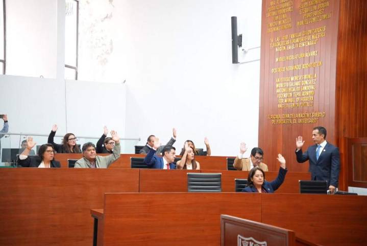Tlaxcala aprueba reparto unánime de recursos excedentes para 2025 con transparencia