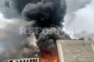 Se incendia predio que almacenaba  combustible en Coyotepec