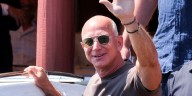 Los 7 libros que debes leer en tu vida, según Jeff Bezos, creador de Amazon