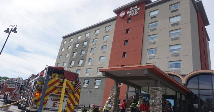 Firefighters knock down small fire at downtown hotel, no injuries