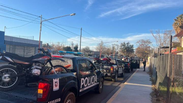 Desactivaron una juntada de stunt en Rivadavia y secuestraron nueve motos