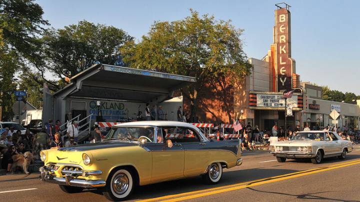 CruiseFest parade brings the classics to downtown Berkley