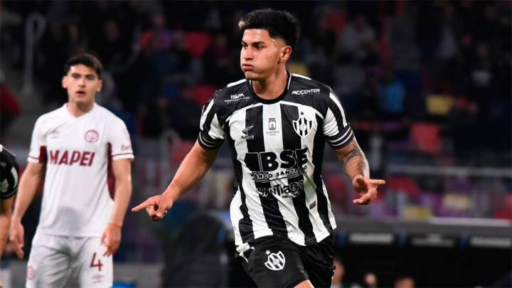 Central Córdoba se quedó con el primer duelo ante Lanús en el "Madre de Ciudades"…