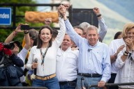 Machado agradece a González Urrutia por asumir la responsabilidad de liderar la oposición