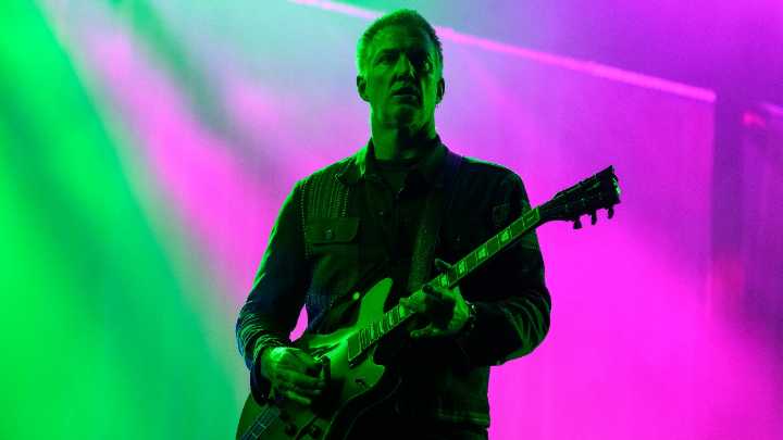 Josh Homme Was a Totally Trustworthy Arctic Monkeys Tour Guide While in Sheffield