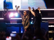 Review: Oasis goes through the motions and gets paid in a ho-hum reunion show at Soldier Field