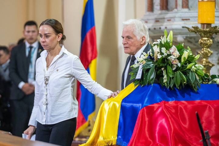El entierro de Miguel Uribe profundiza las distancias entre el Gobierno de Gustavo Petro y la derecha