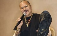 Admite Willy Chavarría apropiación con sandalias de Adidas