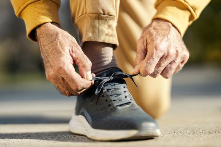 What to consider if you’re a ‘solo ager’ without a family support net