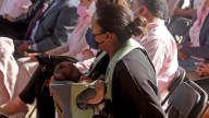 Entre dolor, presión y desinformación: Las barreras que enfrentan las madres lactantes