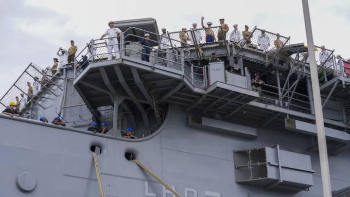Así es la poderosa fuerza de más de 4.500 hombres desplegada por EE.UU. en aguas cercanas a América Latina y el Caribe: "un poder de combate rápido y decisivo"