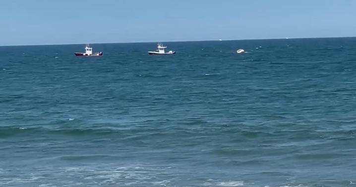 Man dies after boat flips over off Nantasket Beach in Hull, Massachusetts