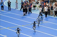 Comienza en China el mundial de robots humanoides