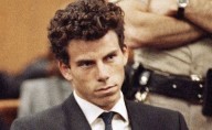 Erik Menéndez deberá seguir en prisión pese a sentencia reducida; podría volver a pedir libertad condicional en 3 años
