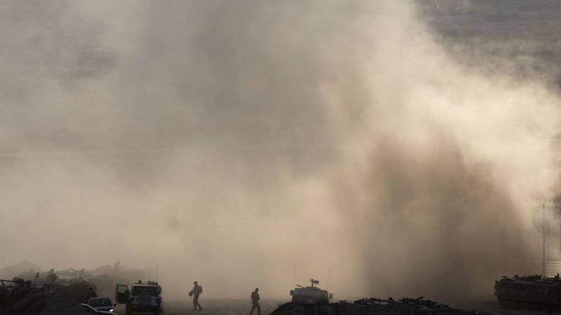 Familias de rehenes convocan a protesta nacional mientras Israel se prepara para intensificar su guerra en Gaza