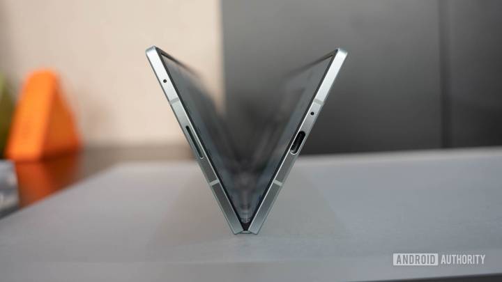 The Pixel 10 Pro Fold isn’t as slick as my Galaxy Z Fold 7, but I envy it for these reasons