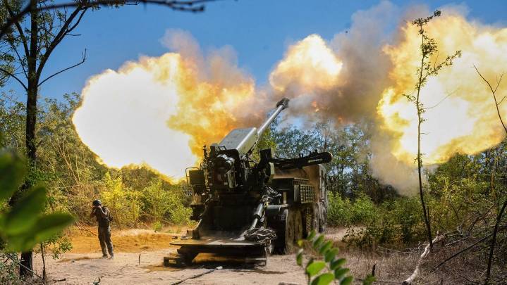 Russia launches major drone and missile attack on Ukraine as peace efforts drag on