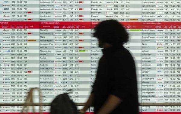 Air Canada suspende operaciones por huelga de auxiliares de vuelo