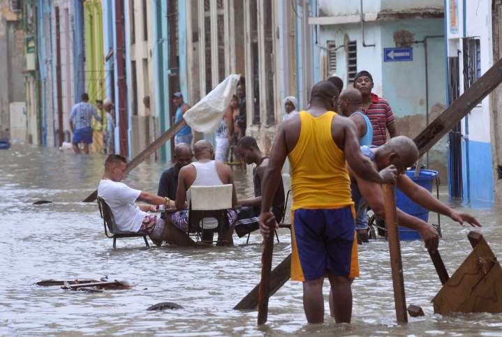 Jubilados cubanos descalifican ‘aumento significativo’ en sus pensiones: “no es suficiente”