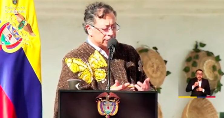 Petro cuestiona «las palabras de venganza» que sonaron en el funeral de Miguel Uribe Turbay