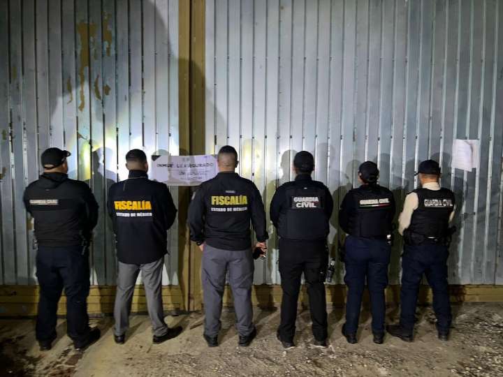 Aseguran vehículos robados con valor de 5.8 mdp en Tecámac