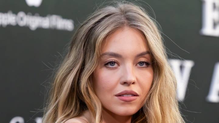 Sydney Sweeney addresses backlash over bathwater soap launch