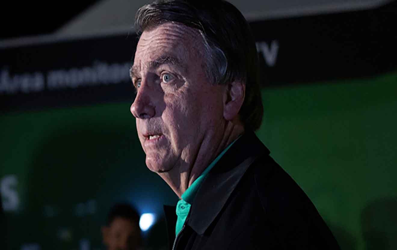 Bolsonaro tiene hasta hoy para explicar posible fuga a Argentina