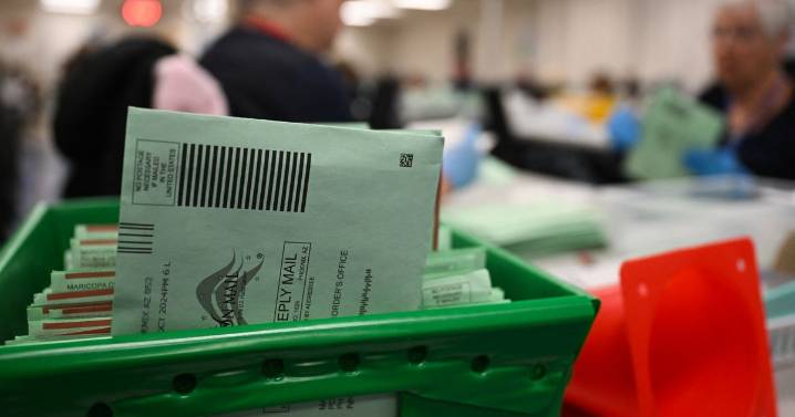 Trump Threatens to Ban Mail Voting, Notes Putin Agrees