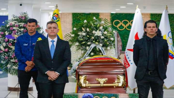 Primer atleta olímpico venezolano Julio César León recibió emotivo adiós