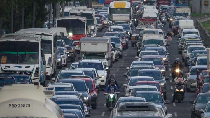 Hoy No Circula Sabatino 16 de Agosto de 2025: ¿Qué Autos No Circulan en CDMX y Edomex?