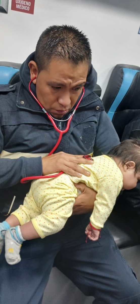 Protección Civil de Ecatepec rescata a bebé abandonado y busca a sus padres
