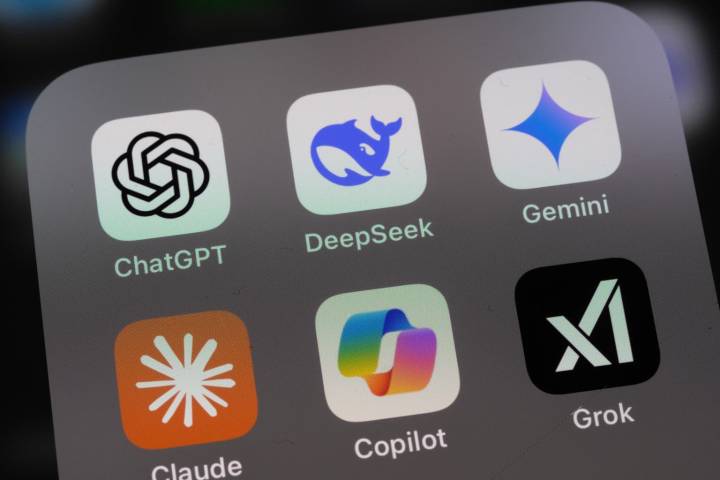 Alphabet Rewrites The AI Playbook (NASDAQ:GOOG)