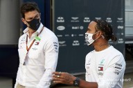 Wolff: Mercedes not ‘cornered’ in contract talks with Hamilton