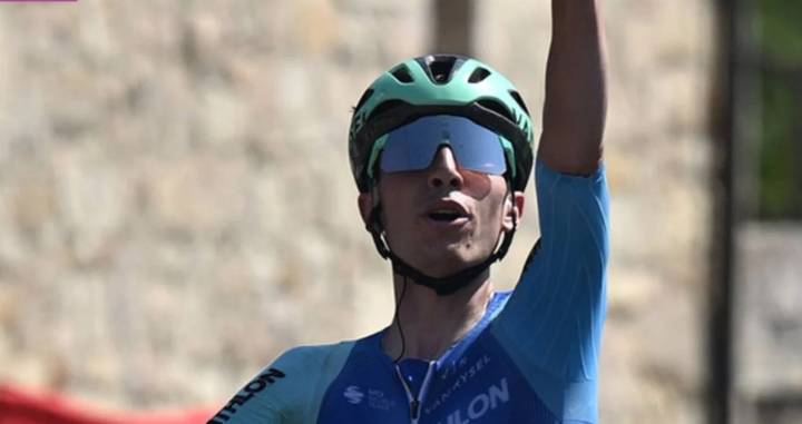 Isaac del Toro se queda cerca de la victoria en la tercera etapa de la Vuelta a Burgos